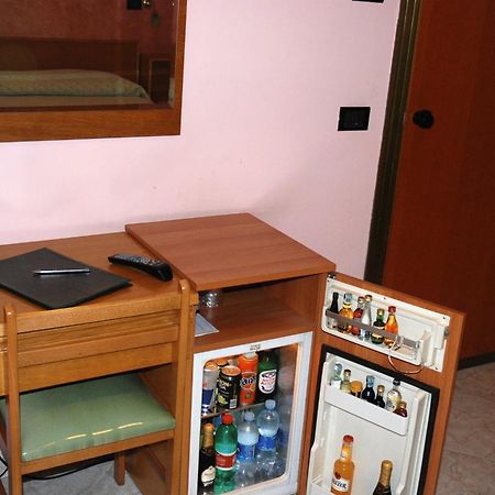 Hotel Grillo Verde ตอร์เร อันนุนซิอาตา ภายนอก รูปภาพ