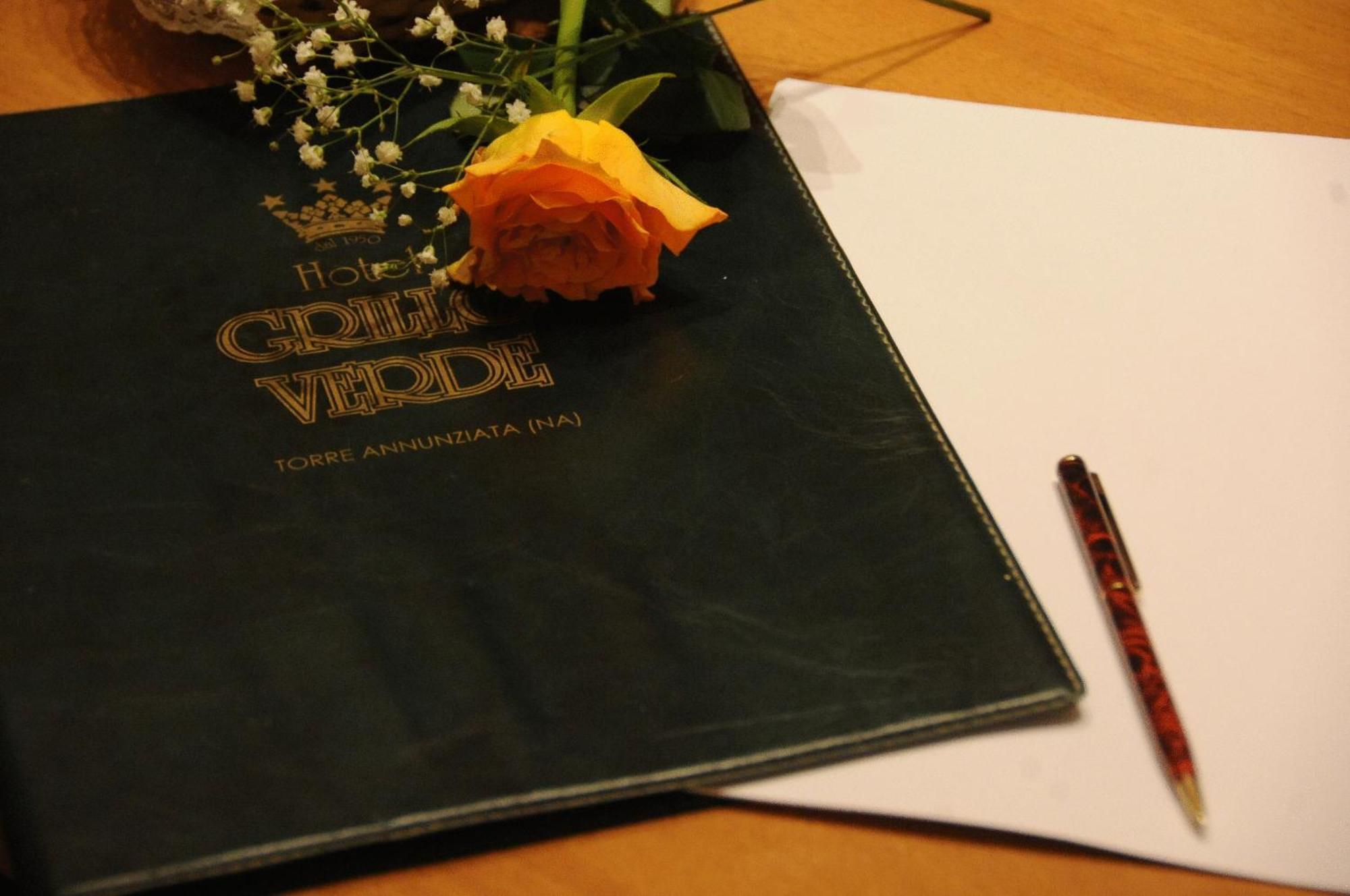 Hotel Grillo Verde ตอร์เร อันนุนซิอาตา ภายนอก รูปภาพ
